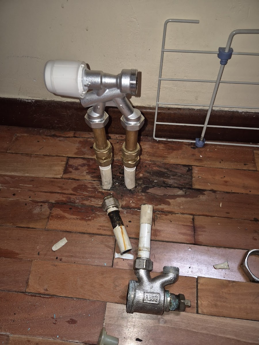 Trabajo de fontanería